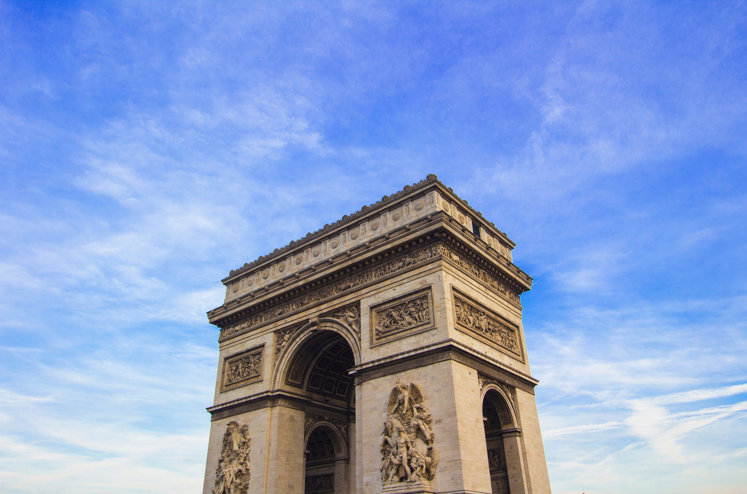 A World Record Run - Marble Arch to Arc de Triomphe